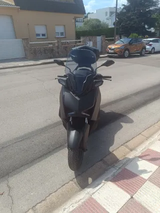 Yamaha X Max 300 (2024)