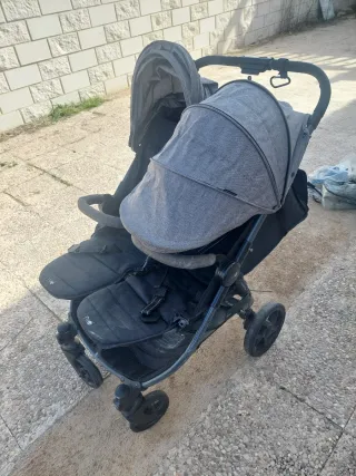 Carro gemelar