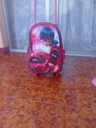 Mochila Ruedas Ladybug