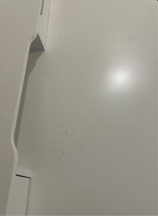 Mesa escritorio con soporte pantalla