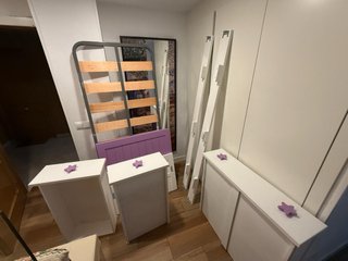 Letto completo: sommier, testiera e cassettoni