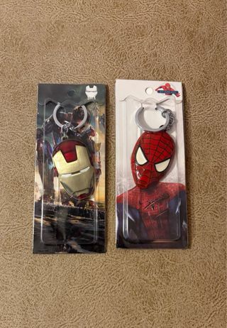 Llaveros Marvel: Iron Man y Spiderman