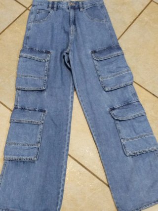 Jeans donna larghi con tasconi