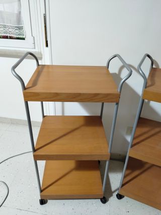Coppia carrelli portaoggetti Ikea