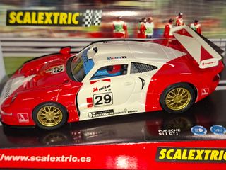 Scalextric Porsche 911 GT1 Mobil Nuevo