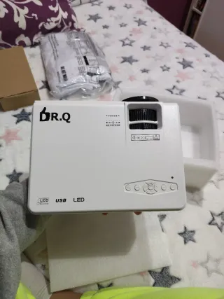Mini proyector DR.Q / Acepto ofertas