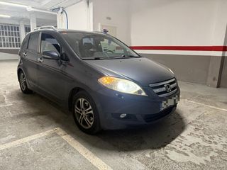 Honda FR-V 2006