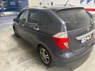 Honda FR-V 2006