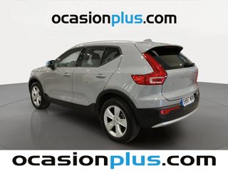 Volvo XC40 T2 Core Auto 95 kW (129 CV)