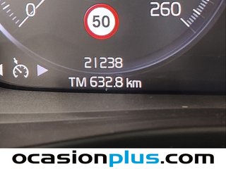 Volvo XC40 T2 Core Auto 95 kW (129 CV)