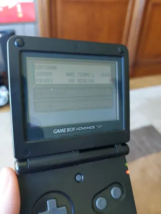 Pokemon Esmeralda GBA ORIGINAL