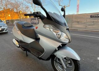 Aprilia Atlantic 125cc Plata