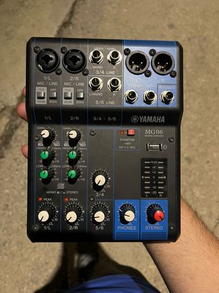 Consola de Mezclas Yamaha MG06