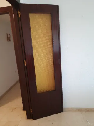 Lote de puertas de madera