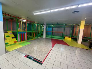 Parque infantil interior
