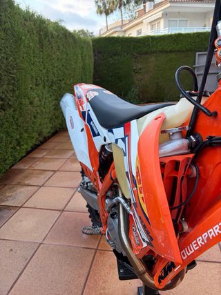 KTM 250 EXC F Enduro 4 tiempos