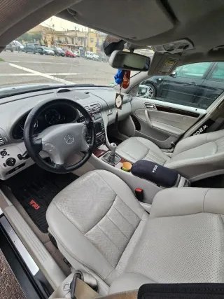 Mercedes-Benz Clase C 2006