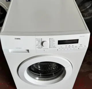 LAVADORA AEG DE 8 KILOS