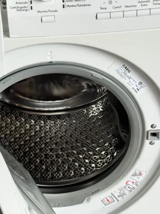 LAVADORA AEG DE 8 KILOS