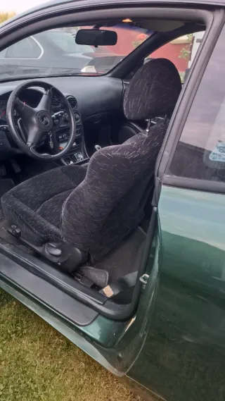 Hyundai Coupe 1998