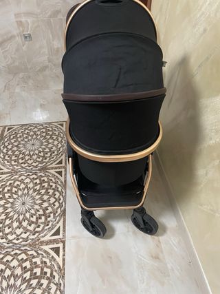 Carro de bebé unisex completo, totalmente nuevo.