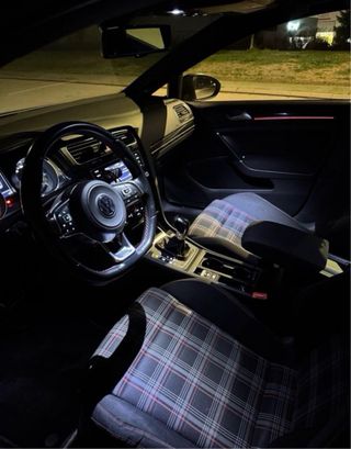 Volkswagen Golf 7 GTI Performance