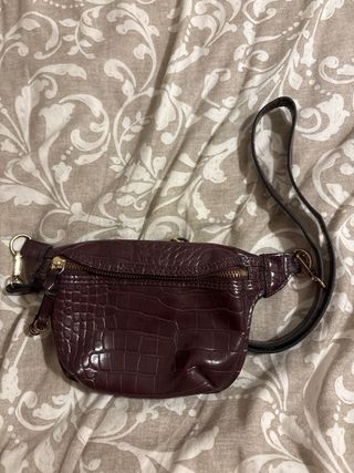 Conjunto bolso bandolera y riñonera
