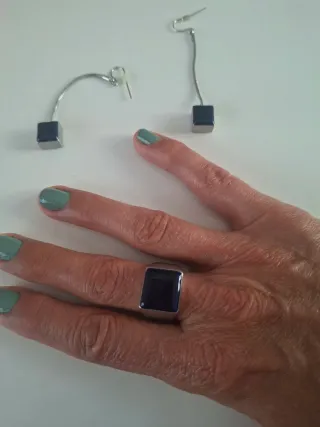 Anillo Sello y Pendientes Cubo Azul Marino