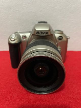 Nikon F55 + AF Nikkor 28-80mm Cámara Analógica 35m