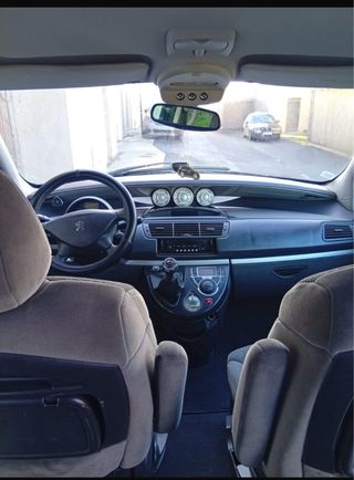 Peugeot 807 2006