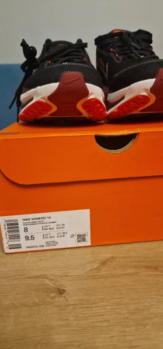 Nike Vomero 18 Running Talla 41(26 cm) originales