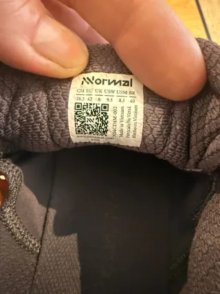 Zapatillas Hoka Montaña Beige/Gris