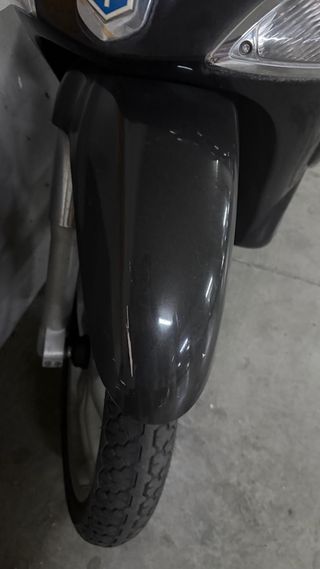 Piaggio 125 Scooter Negra