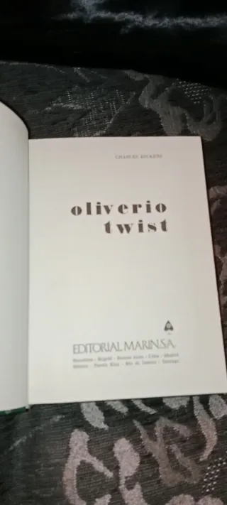 Libro Oliver Twist