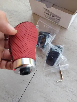 Pomello cambio pelle PU universale 5/6 marce