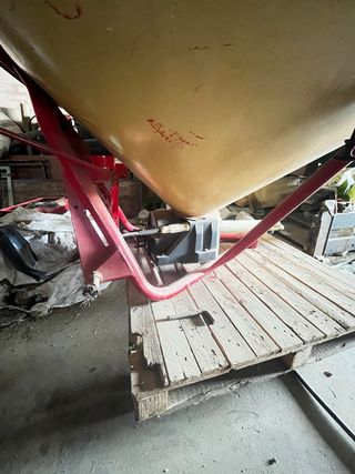 Abonadora Vicon 600L