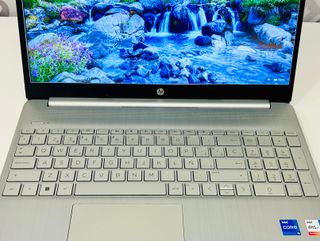 Portátil HP 15s-fq5075ns | SSD 500GB | 8GB RAM