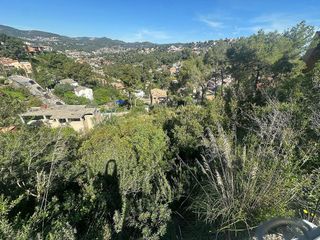 Terreno en venta en Vallirana