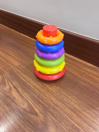 Torre de Anillos Apilables Infantil