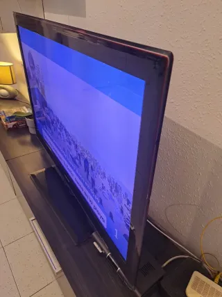 TV Samsung Led 46"