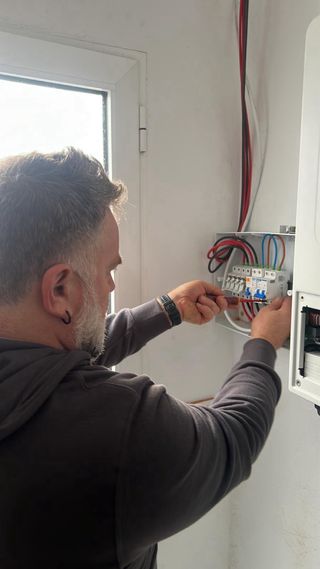 Electricista en baja tension, averias eléctricas