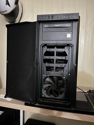 Torre PC Antec Gaming/Trabajo Negra/Plateada