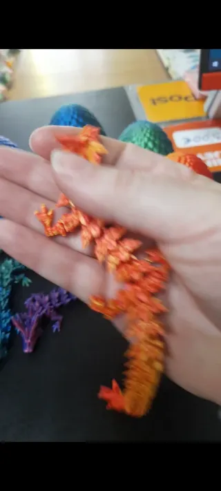 Uova di drago 3D multicolore
