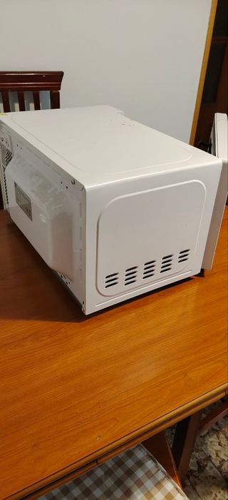 Microondas Blanco Casi Nuevo (URGE)