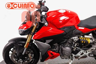 DUCATI STREETFIGHTER V2