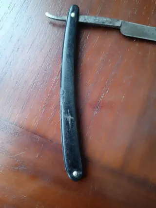 Antigua Navaja Peluquería Filarmónica