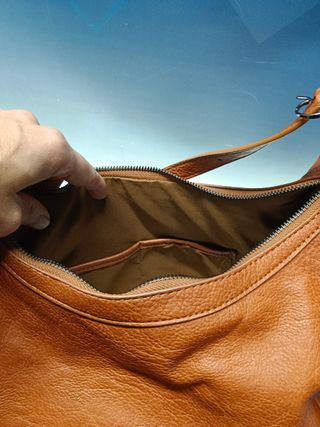 Bolso de mano, piel ,color marrón, 40x30x13 cm