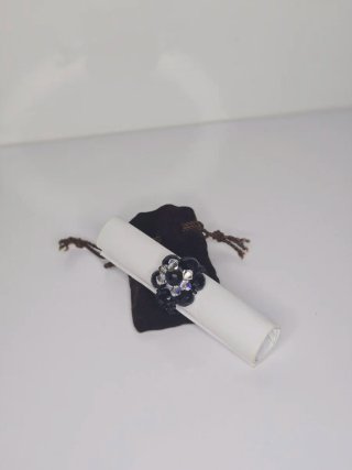 Anillo bisutería negro con pedrería