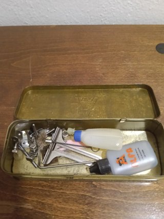 Máquina de coser antigua, precio negociable