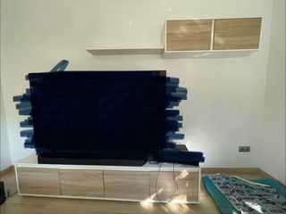 Mueble TV blanco y madera